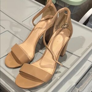 Kelly & Katie 7.5 Women's Nude Heeled Sandals